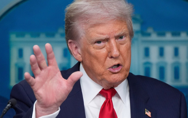 Трамп всерьёз рассматривает выход США из НАТО