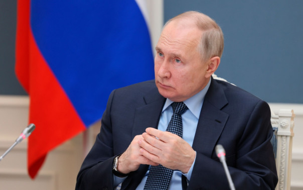 Путин указал Пашиняну на невозможность нахождения в таможенном союзе с ЕС и ЕАЭС