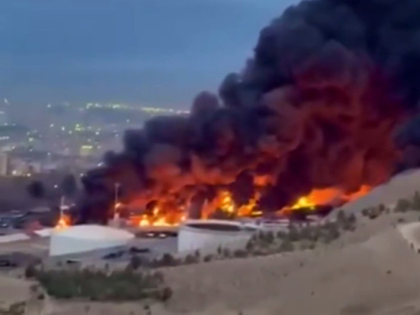 Иран обвинил США и Израиль в нарушении перемирия после удара по НПЗ