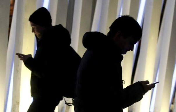 В РФ свыше 100 тыс. подростков вовлечены в схемы со сдачей аккаунтов в Telegram в аренду