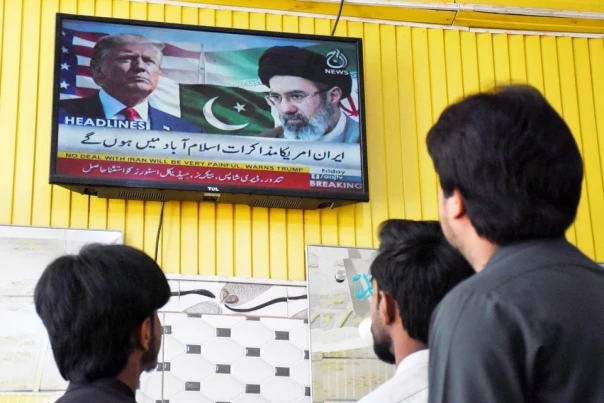 Ушли с позором: Иран заставил развернуться военные корабли США во время переговоров