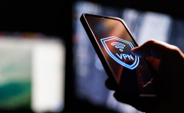 Коммунисты прижали Минцифры к стенке: VPN — это друг или враг? Ответ дала «Единая Россия» и ее союзники