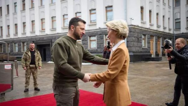 Член одного уровня. Ростислав Ищенко