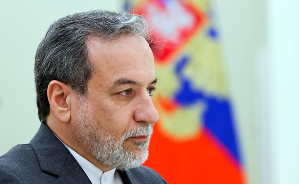 Капкан для Трампа: Иран разговорам с «Витьком и зятьком» предпочел конструктивный диалог с Путиным