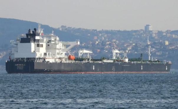 Европейские танкеры погнались за российской нефтью: в ЕС забыли о потолке цены