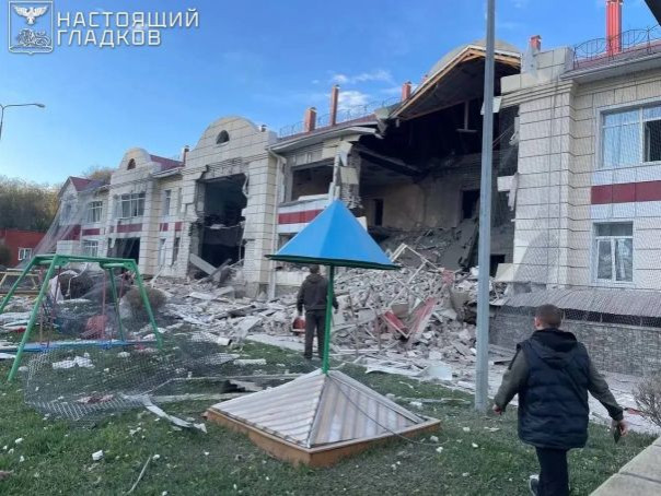 Враг нанес удар управляемыми бомбами по Белгородской области, разрушив социальный объект