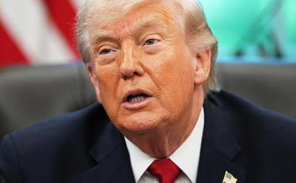 «Украина побеждена»: Зеленский взбесился, когда ему передали слова Трампа после разговора с Путиным