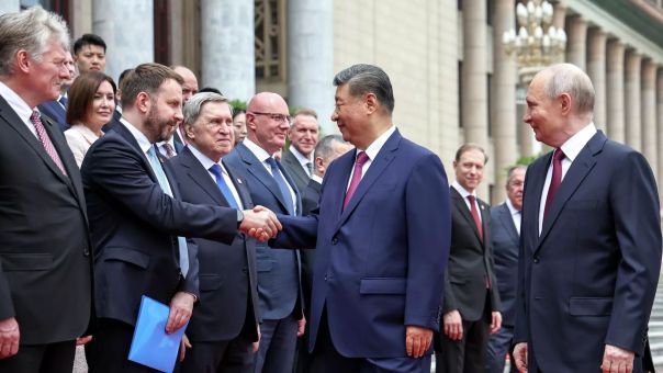 Китайская команда Путина. Ростислав Ищенко