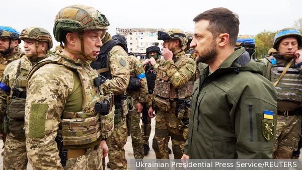 Перед смертельным ударом России в Киеве началась борьба за власть