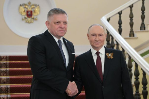 Фицо привез Путину в Москву послание от Зеленского