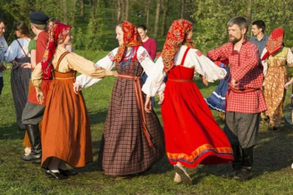 Красная Горка: что за праздник и как его отмечать