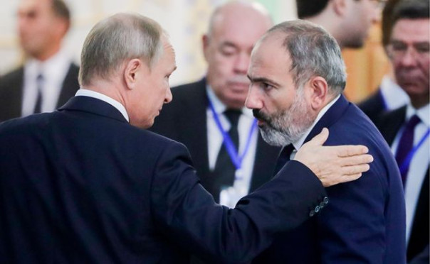 Танцевать на двух свадьбах не получится: Россия ограничивает ввоз цветов из Армении