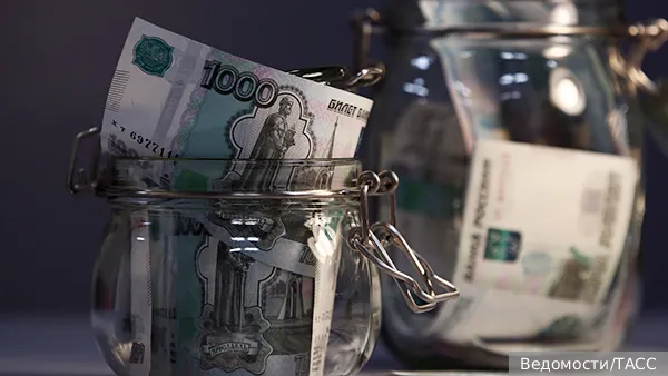 Россия собралась пополнить резервы на триллион рублей