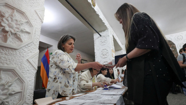 В Армении завершилось голосование на парламентских выборах