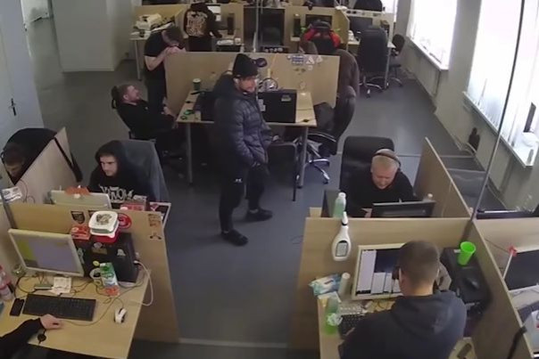 В Днепропетровске ликвидирован кол-центр телефонных мошенников, его организаторы объявлены в розыск