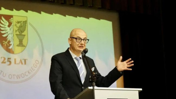 В Польше набирает обороты кампания по возвращению украинских наград