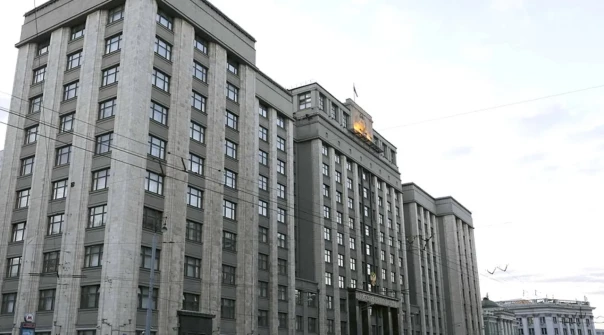 В Госдуме предложили приравнять к госизмене коррупцию в военной сфере