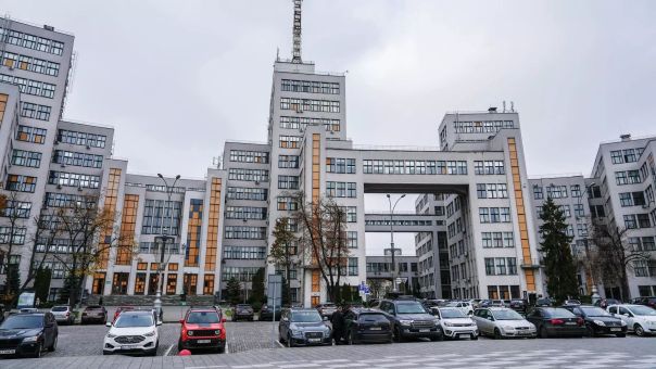Эвакуация приграничья и новые коррупционные скандалы. Что происходит в Харькове