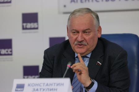 Гамбит Затулина