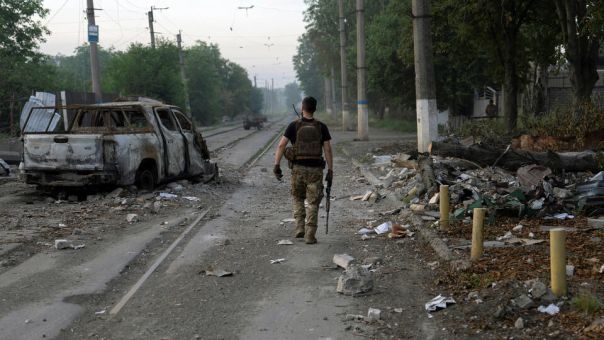 "Использовали как рабов, жгли дома": жители Белицкого - о боевиках ВСУ