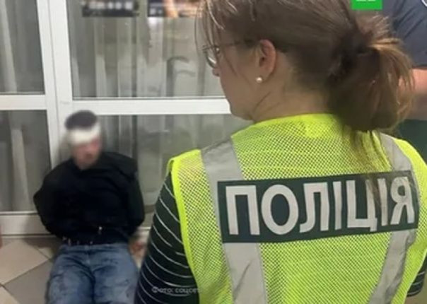 В Киеве принудительно мобилизованный зарезал врача ВВК