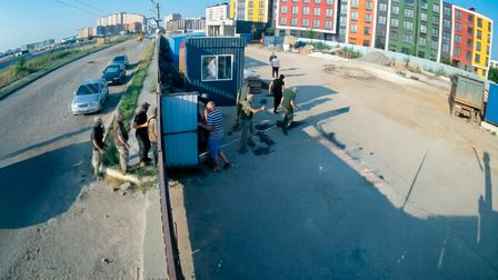 Сотрудники ТЦК ворвались в одесский ЖК и мобилизовали строителей