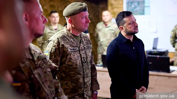 Зеленский насытил оборону Донбасса неонацистами ради фотографий