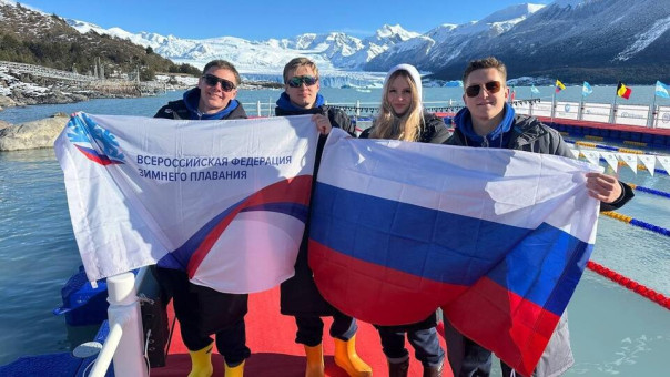 Российские пловцы завоевали все золотые медали на старте Кубка мира