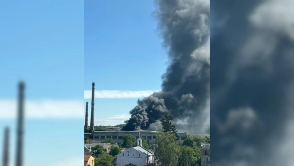 Во Львове загорелся электроламповый завод «Искра»