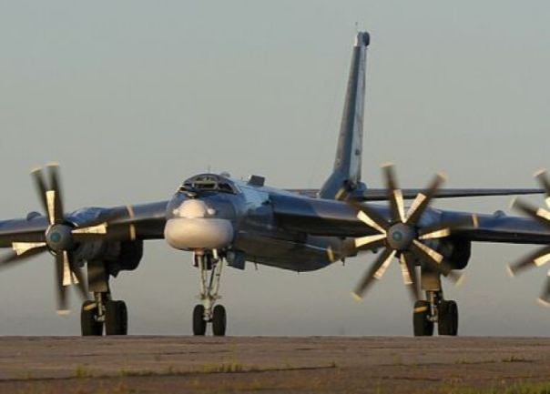 Зеленский заявил о поражении Ту-95МС в Энгельсе