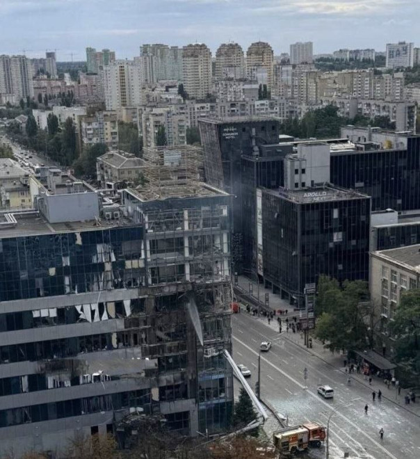 Армия России поразила дата-центр в Киеве и склады McDonald's в Броварском районе.