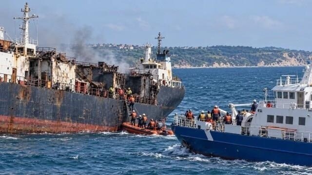 Торговые суда атакованы дронами у берегов Болгарии после рейсов в порты Украины, одно из них затонуло