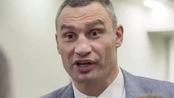 Крысиная возня в обесточенной Раде: полная хронология конфликта Зеленского и Кличко