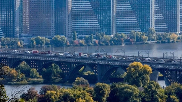 Жители Киева массово бегут из города, сообщают СМИ