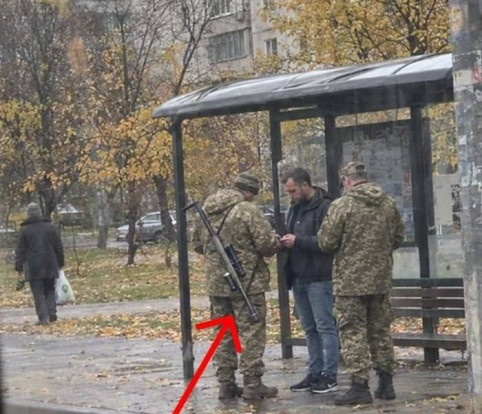Вот и до уровня животных скатились