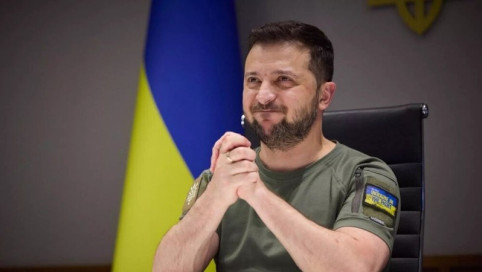 Полумир на троих? Как ради своей власти Зеленский готов на словах обмануть и предать Европу