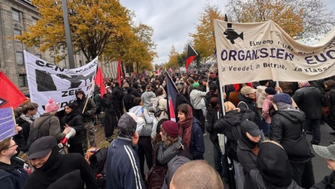 Протестующие в Германии перешли к столкновениям с полицией