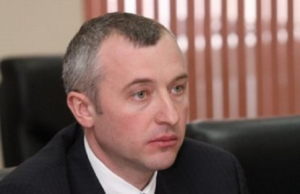 Калетник по крыше Рады пробирался на рабочее место, - Азаров