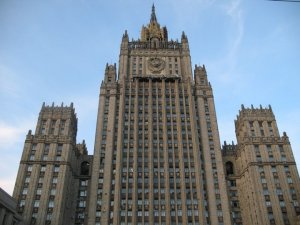 МИД РФ: Массовые убийства в Сирии можно приравнять к военным преступлениям — ВИДЕО