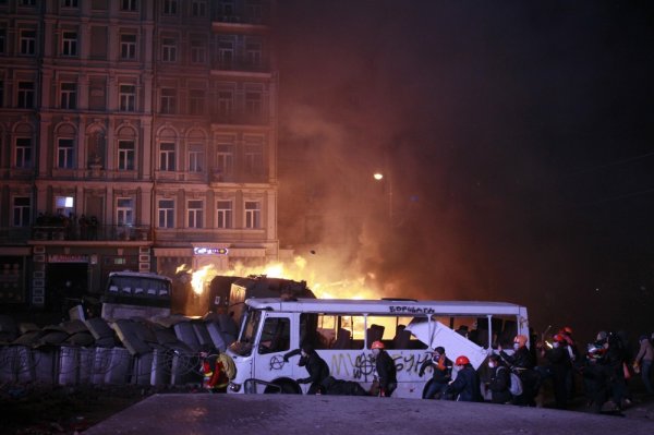 Киев в огне в фотографиях Reuters