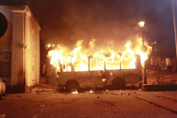 Киев в огне в фотографиях Reuters