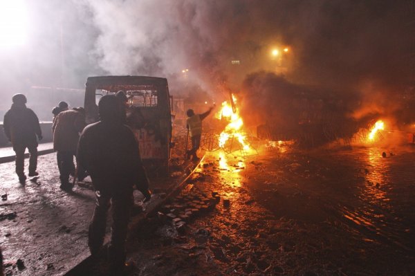 Киев в огне в фотографиях Reuters