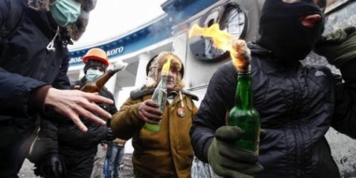 Янукович! Стреляй!