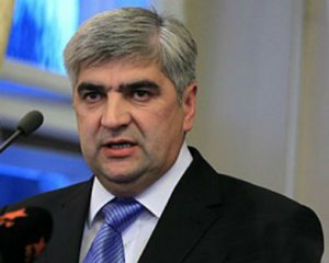 Сало просит считать его заявление об увольнении недействительным: Его заставили