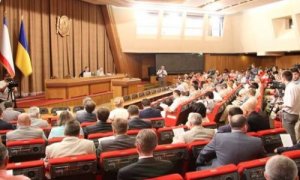 Крым призвал президента ввести ЧП