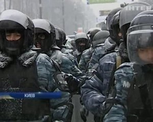На Грушевского заболели более тысячи милиционеров, - МВД