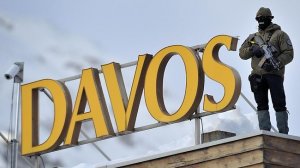 Азарову объявили бойкот в Давосе