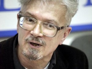 Эдуард Лимонов: Штрихи к групповому портрету майдана