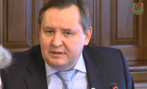 Луганский губернатор предупредил, что "агрессивные эмиссары получат по зубам"