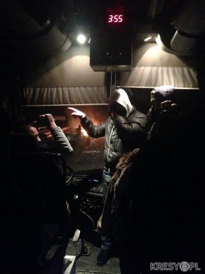 Украинские националисты захватили автобус с поляками, заставив каждого кричать «Слава Украине!»